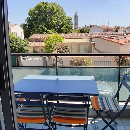 Appartement 2 min à pied de la mer et du centre ville Saint-Georges-de-Didonne Extérieur photo